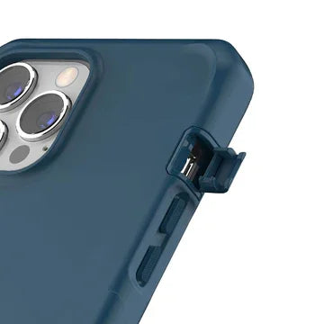 Itskins Supreme Solid iPhone 13 Pro Cover - Navy Blue - Tashqila Itskins Supreme Solid iPhone 13 Pro Cover - Navy Blue - Tashqila